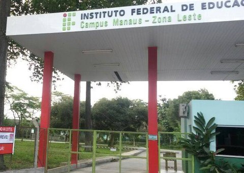 Ifam abre vagas para professor com salários de até R$5,7 mil em Manaus