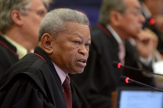 TJAM nega pedido de David Almeida para suspender decisão do TCE