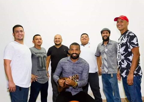 Samba Kiss comemora aniversário neste domingo no Moai