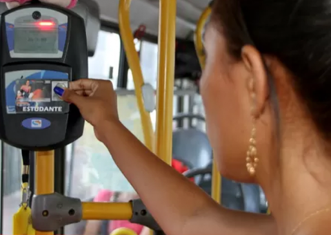  Passageiros terão 30 segundos para passar na catraca ou pagarão nova passagem em Manaus