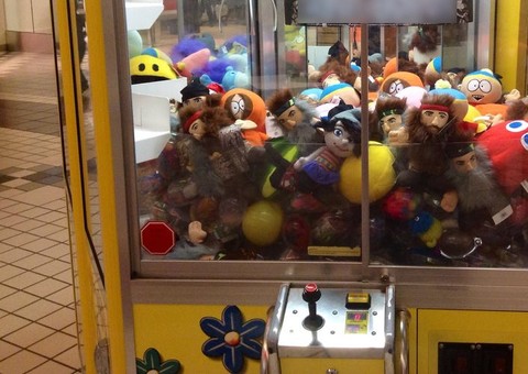 Conheça a farsa por trás das máquinas de garra