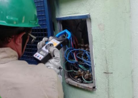 Prejuízos financeiros com “gatos” de energia e gambiarras devem ser cobrados do consumidor