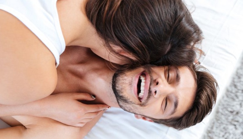 Você sabia que homem também tem ponto G? Saiba onde fica e como estimular o parceiro