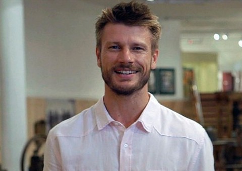 Rodrigo Hilbert leva 'puxão de orelha' do Detran ao postar vídeo dirigindo 