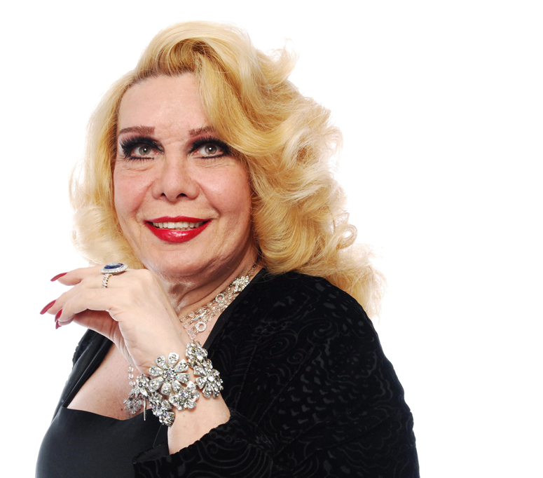 Rogéria morre no Rio aos 74 anos