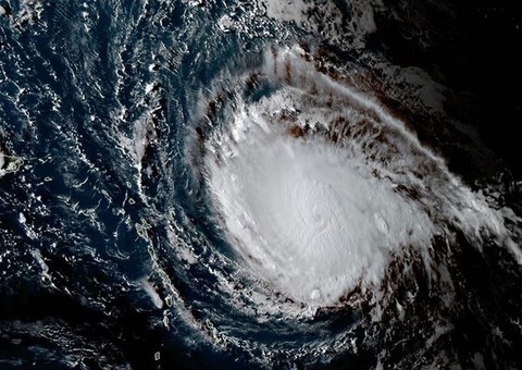 Flórida e Porto Rico decretam emergência devido aproximação de furacão Irma