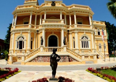 Amazonas comemora elevação do estado à categoria de província