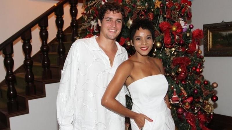 Após saber de separação por advogados, Aparecida Petrowky assina divórcio sem presença de Dylon