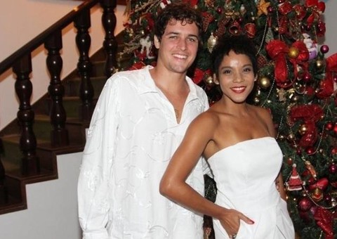 Após saber de separação por advogados, Aparecida Petrowky assina divórcio sem presença de Dylon