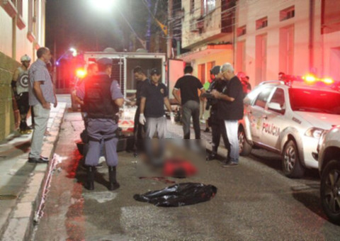 Homem é morto após ser perseguido e torturado em Manaus