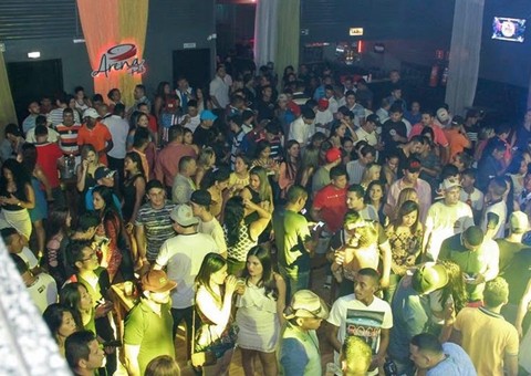 Forró do Netão movimenta feriadão no Arena Pub
