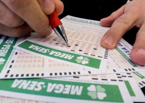 Apostador acerta Mega-Sena e ganha R$ 79 milhões