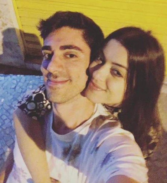  Apaixonada, nova namorada de Marcelo Adnet se declara em dia de aniversário 'minha vida'