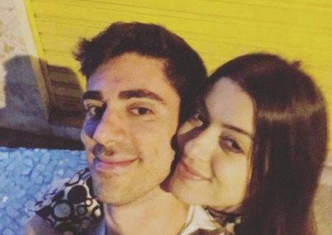  Apaixonada, nova namorada de Marcelo Adnet se declara em dia de aniversário 'minha vida'