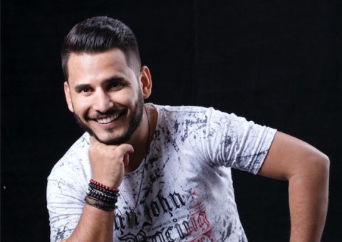 John Veiga apresenta novo show no Unifest Folia