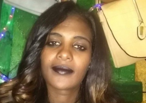 Inconformado com término, homem se vinga cruelmente derretendo rosto de ex com ácido