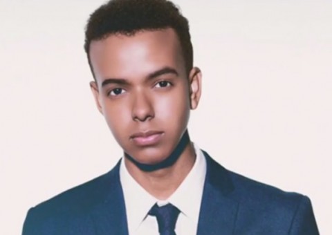 Cantor gospel Jota A aparece bebendo vodka em vídeo vazado