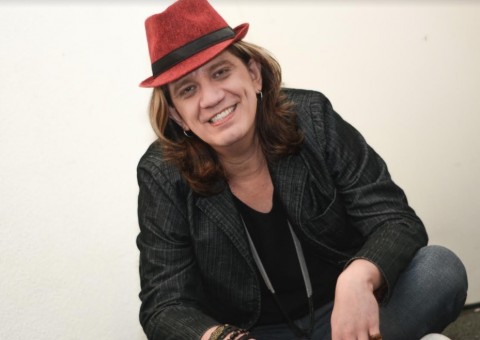 Luso Neto agita Teatro Amazonas com o show Tudo IncLuso