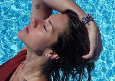 Giovanna Ewbank mostra corpo mega-sarado de biquíni na Grécia