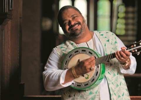 Internado há 6 meses, Arlindo Cruz apresenta melhoras