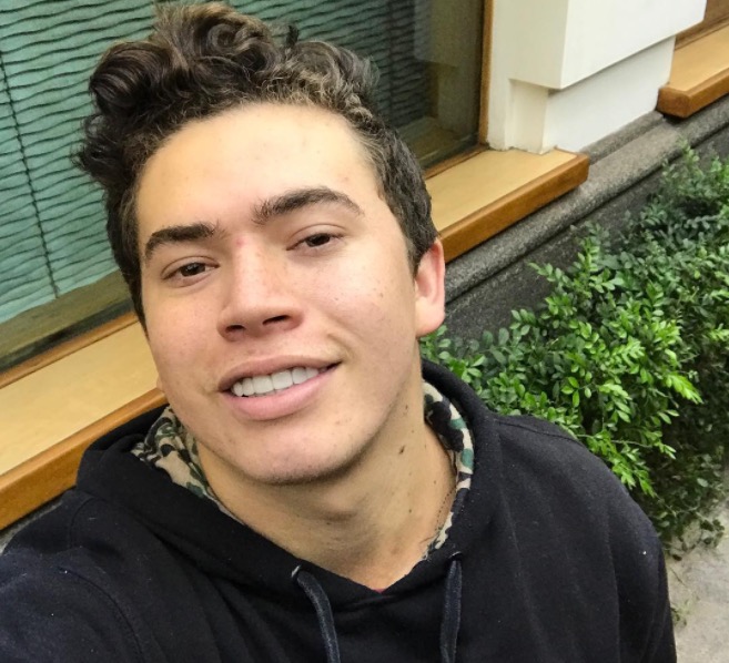 Whinderson Nunes traz show de humor a Manaus em outubro