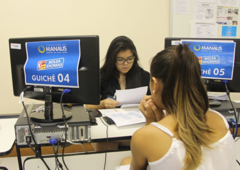 Remanejamento do Bolsa Idiomas começa nesta segunda-feira