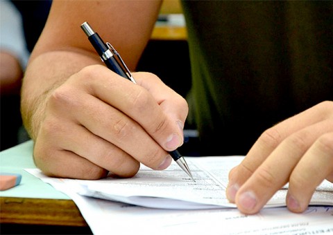 Em Manaus, Semsa abre processo seletivo com mais de 200 vagas e salários de até R$ 6 mil