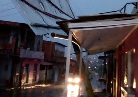 Após temporal, Manaus fica sem energia e comerciantes sofrem com perda de produtos