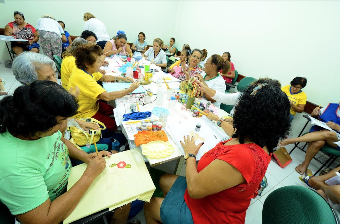 UnATI oferece 370 vagas para cursos e oficinas gratuitos em Manaus 