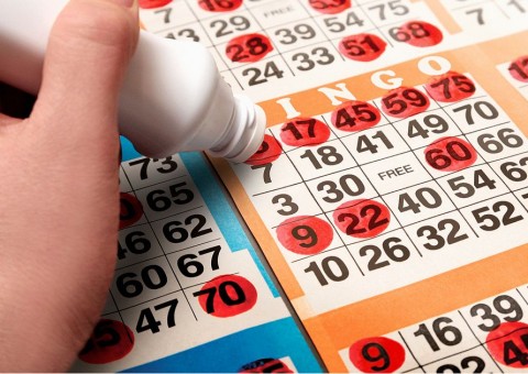 Homem infarta e morre após ganhar carro de R$ 160 mil em bingo