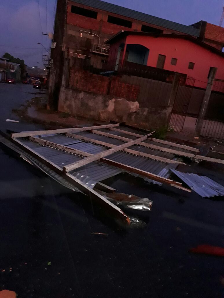 Em Manaus, zonas Norte e Leste ainda sofrem com a falta de água e energia após temporal