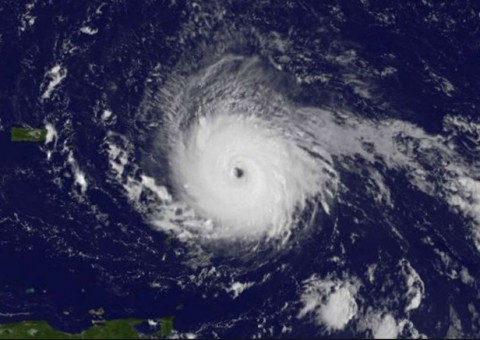 Cientistas dizem que furacões como o Irma são evidência de aquecimento global