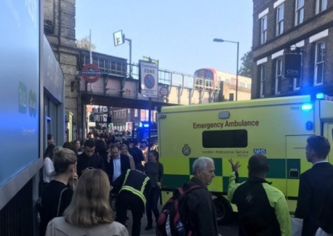 Explosão ocorre em metrô em estação de Londres 
