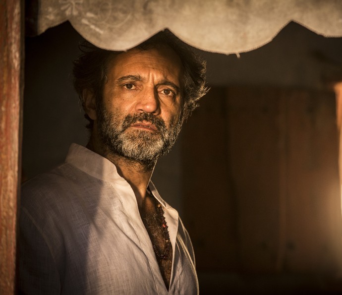 Morte trágica de Domingos Montagner completa 1 ano e Camila Pitanga presta homenagem 