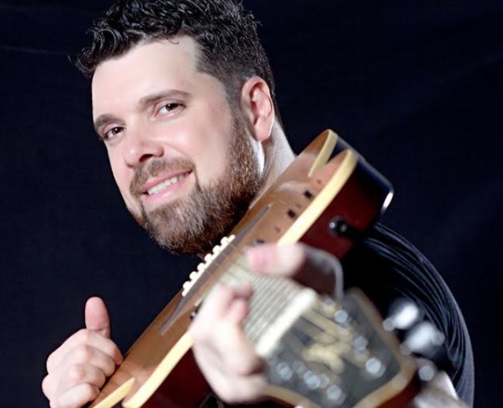 Grazy Azevedo, Edu Guedes e Rodrigo Raniely agitam Música na Praça