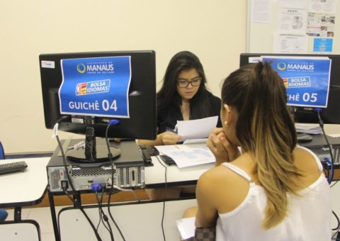 Em Manaus, contemplados no Programa Bolsa Idiomas devem realizar entrega de documentos 