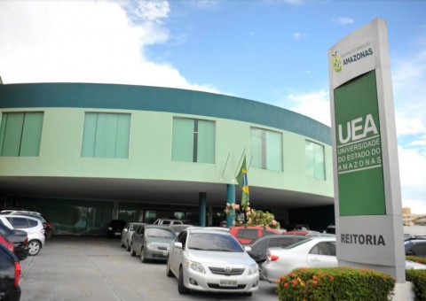 UEA realiza 1º Encontro Anual de Valorização do Aposentado em Manaus 