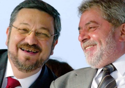 Palocci diz que entregou maços de R$ 30 mil a R$ 50 mil a Lula 