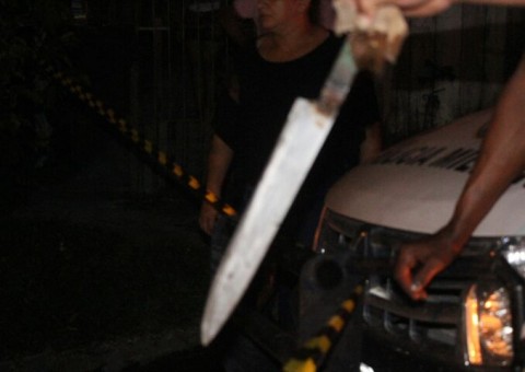 Homem é morto a facadas após discussão com irmãos em Manaus
