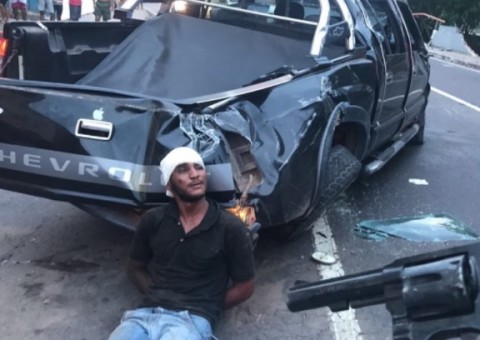 Homem é preso suspeito de assaltar e fazer refém soldado da Marinha em Manaus