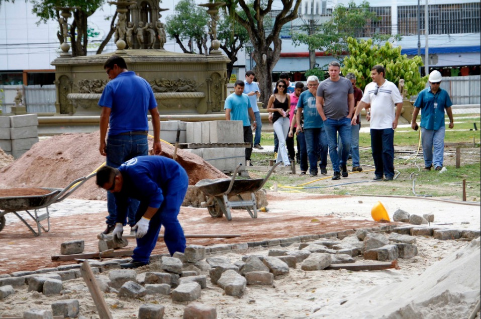 Praça da Matriz recebe últimos ajustes antes da reinauguração 