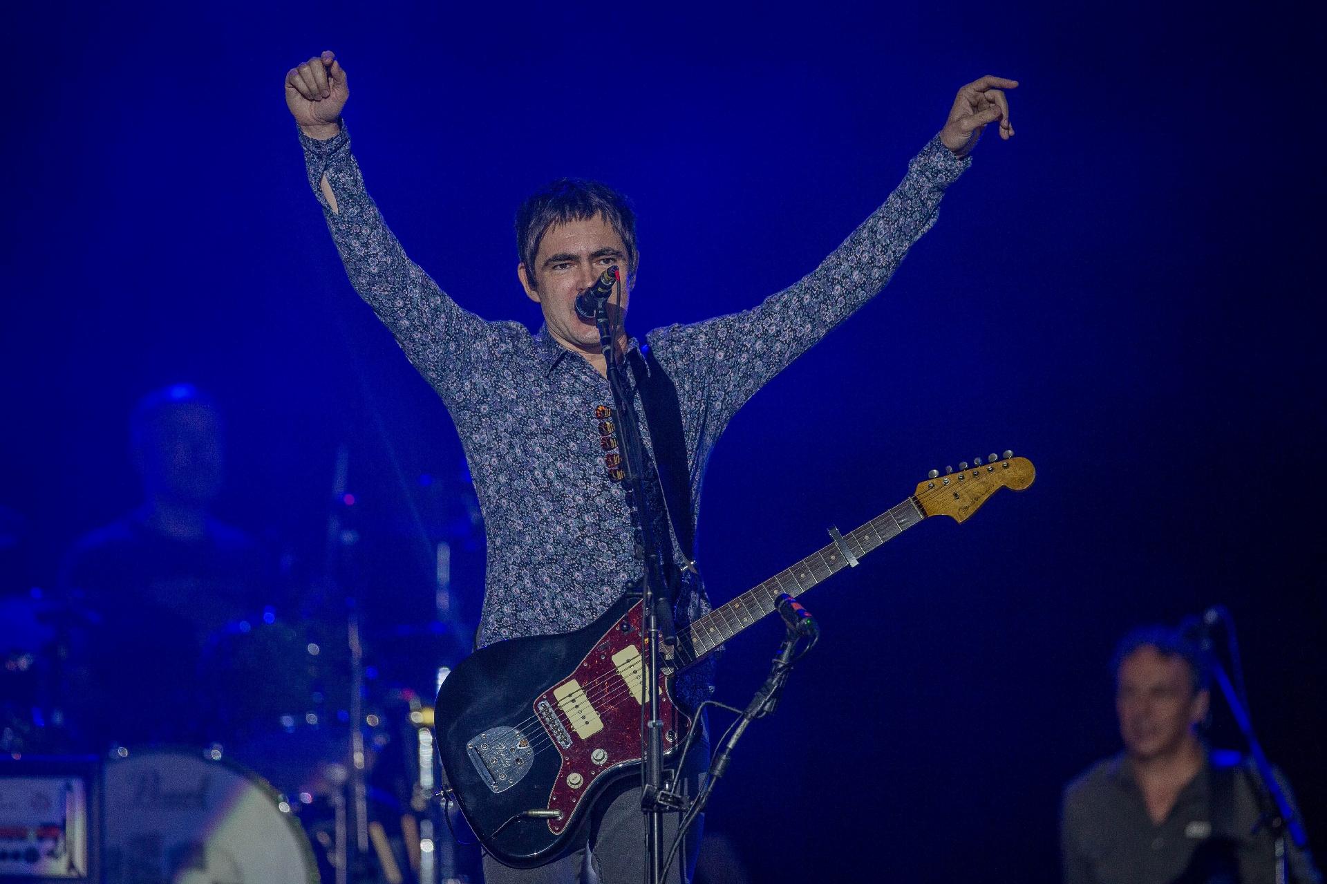 Samuel Rosa, do Skank, desabafa durante show no Rock in Rio: 'Indignação é a palavra'  