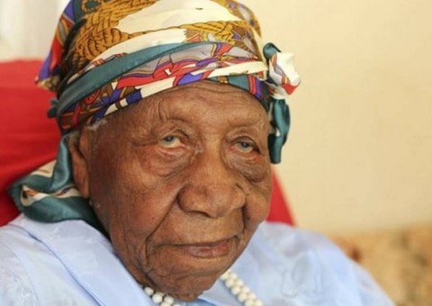 Morre Violet Brown, a pessoa mais velha do mundo, aos 117 anos