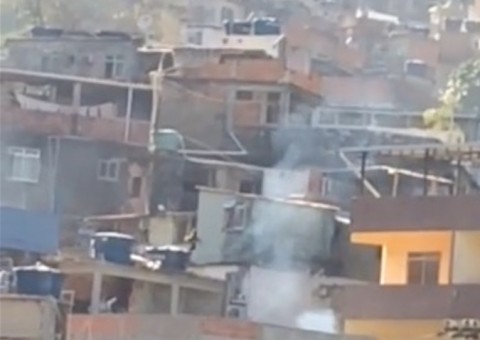Tiroteio faz vítimas e aterroriza Rocinha; veja vídeos