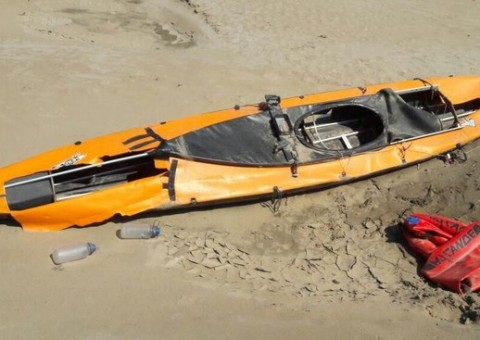 Marinha encontra caiaque de gringa desaparecida perto de comunidade ribeirinha no AM