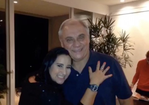 Fabíola Gadelha emociona fãs com linda homenagem a Marcelo Rezende