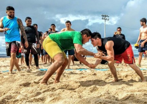 Conexão Verão traz pela primeira vez campeonato de submission nas praias de Itaracuera