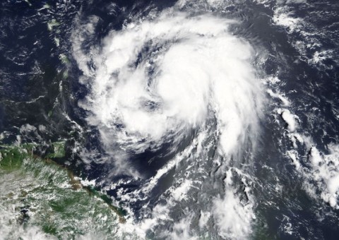 Após Maria na categoria 5, premiê de Dominica diz: 'Contaremos mortos ao amanhecer'