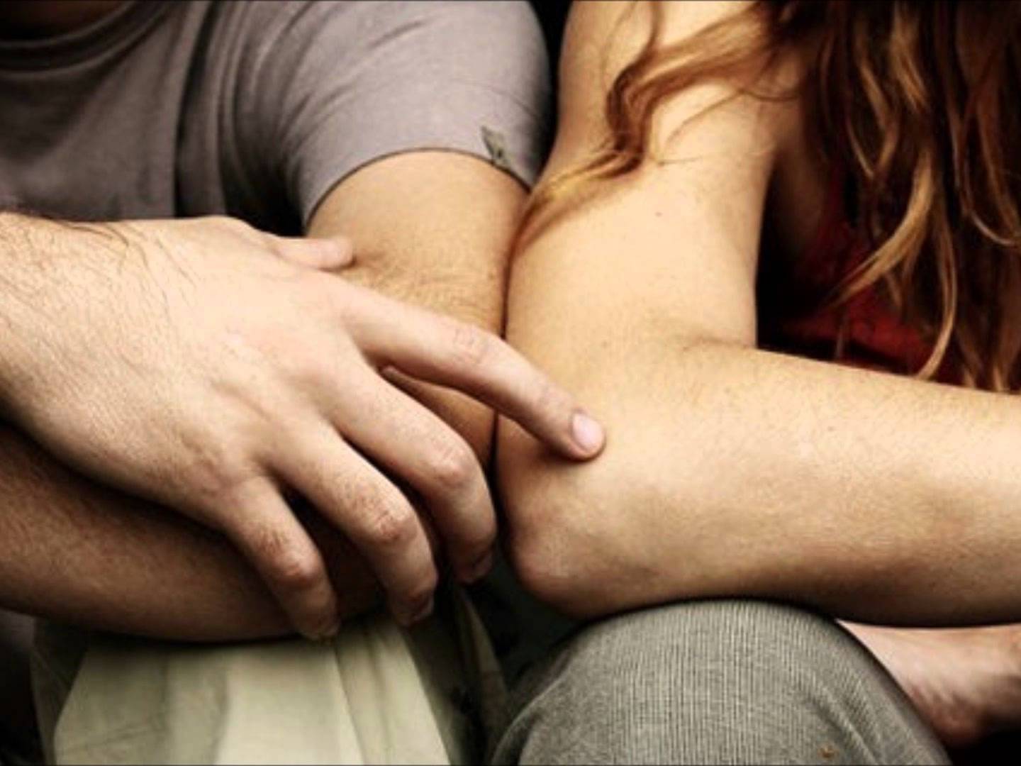 Pesquisa diz que atual geração de jovens é a que menos faz sexo desde os anos 1920