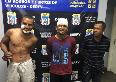 Trio troca tiros com a polícia e é preso por roubo de carro em Manaus 
